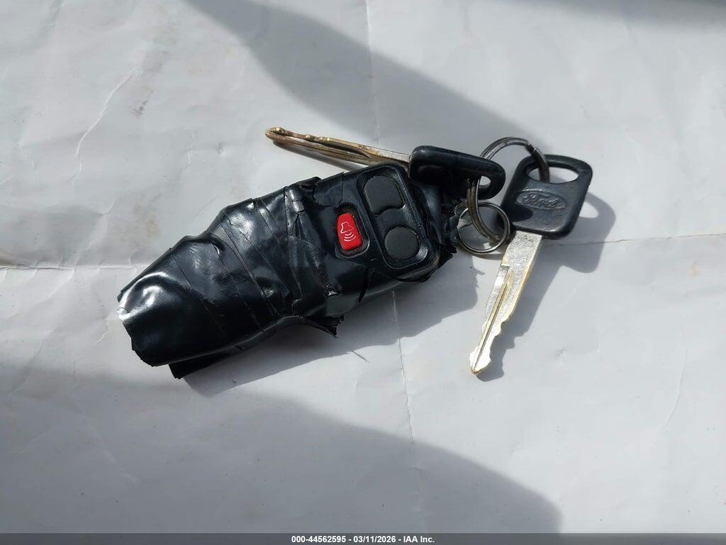 1FTNE24L36DA34331 2006 FORD E-250 photo no. 11