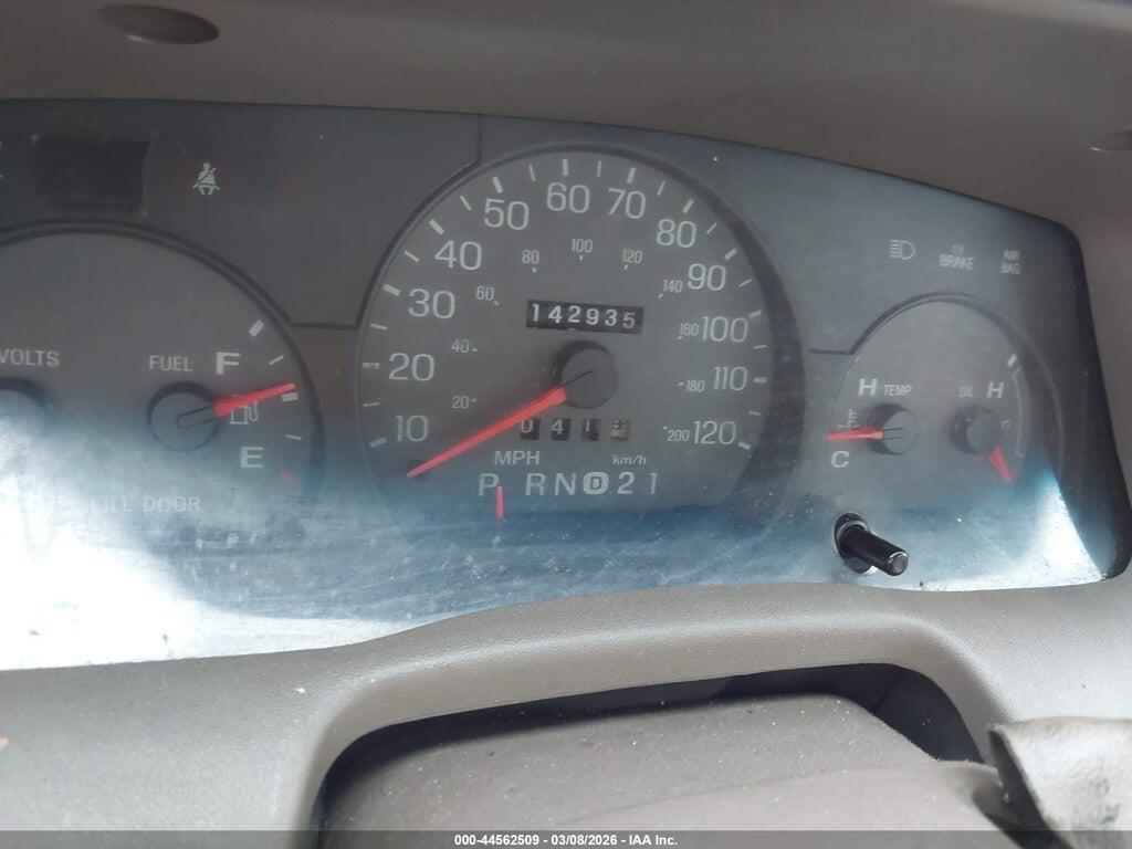 2MEFM74W0WX670923 1998 MERCURY GRAND MARQUIS photo no. 7
