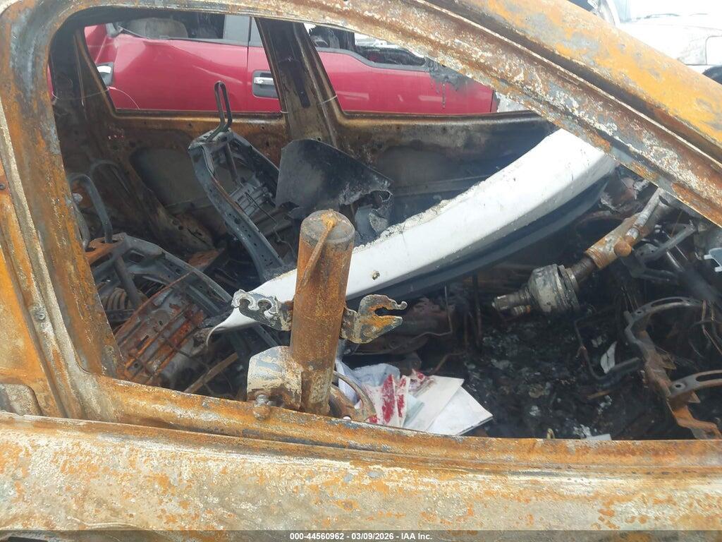 1C4PJMCB6JD530340 2018 JEEP CHEROKEE photo no. 5