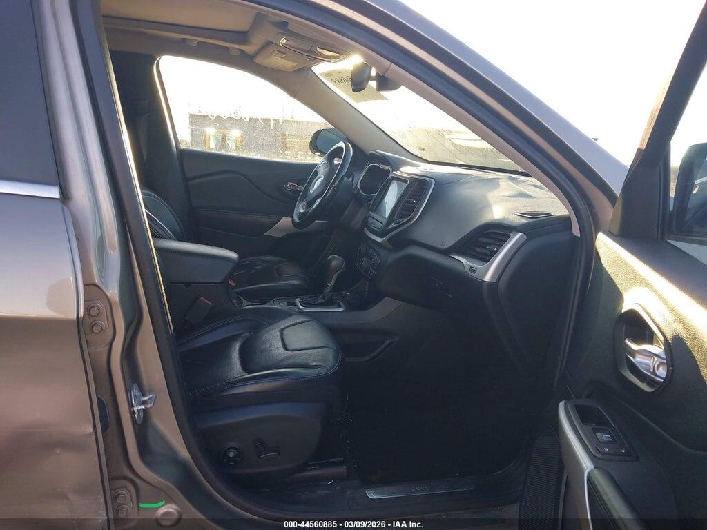 1C4PJMJS9HW588542 2017 JEEP CHEROKEE photo no. 5
