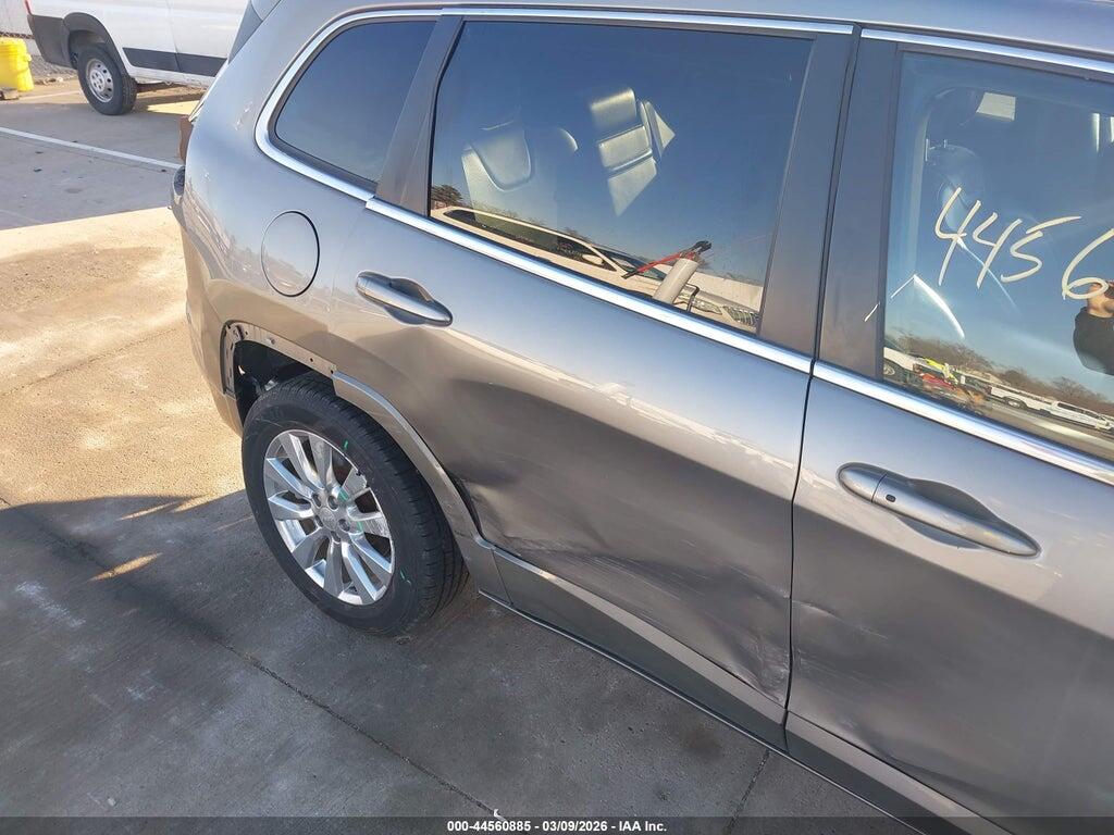 1C4PJMJS9HW588542 2017 JEEP CHEROKEE photo no. 6