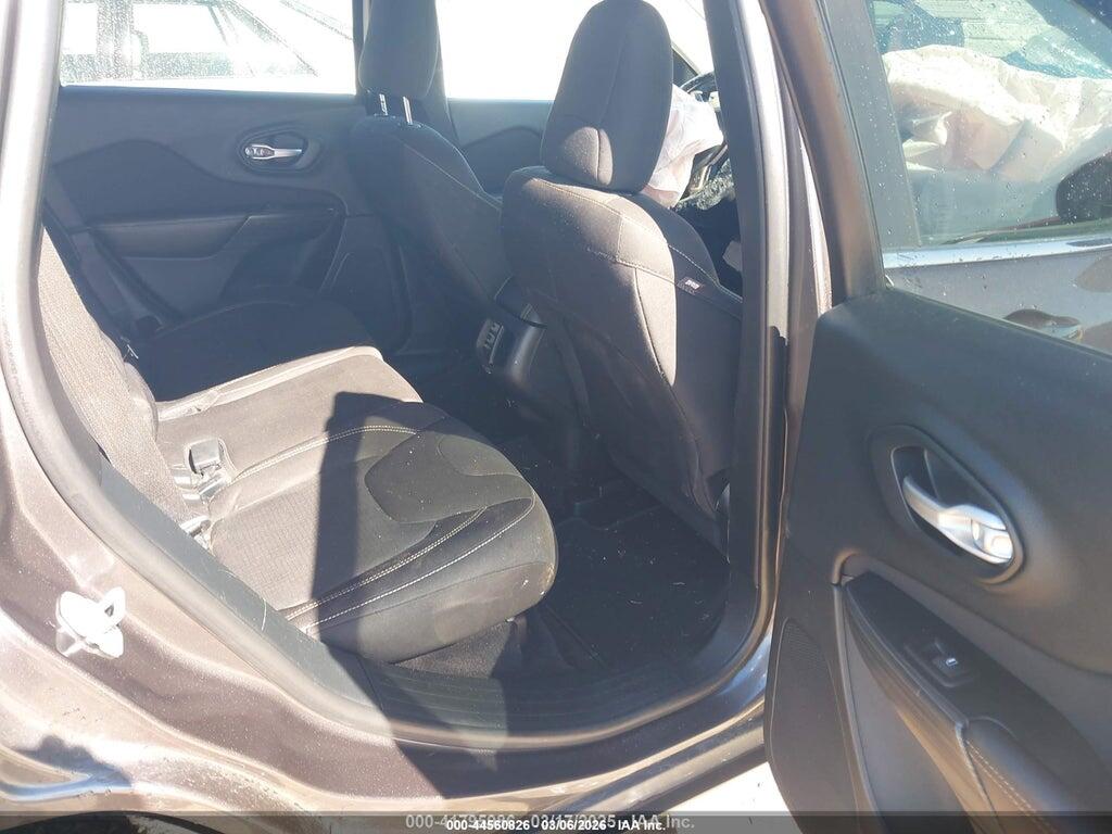 1C4PJMCB9GW313202 2016 JEEP CHEROKEE photo no. 8