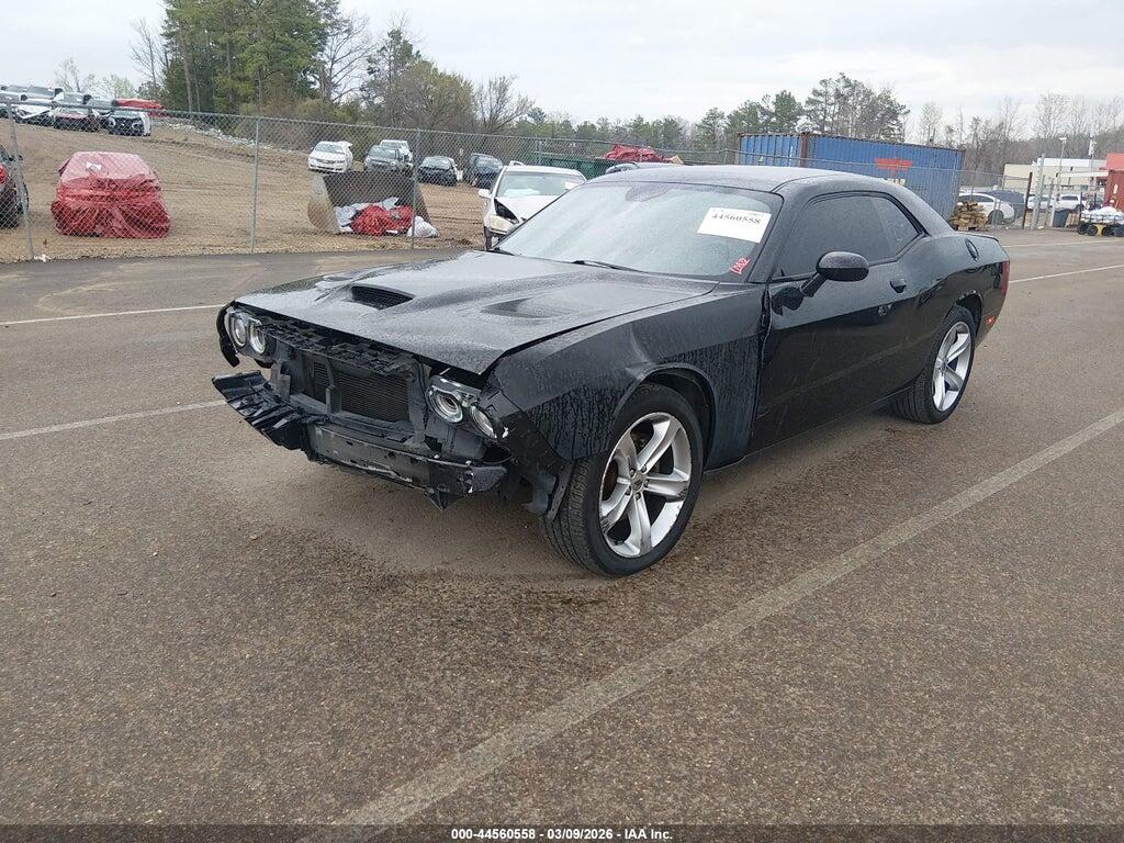 2C3CDZBT1HH568928 2017 DODGE CHALLENGER photo no. 2
