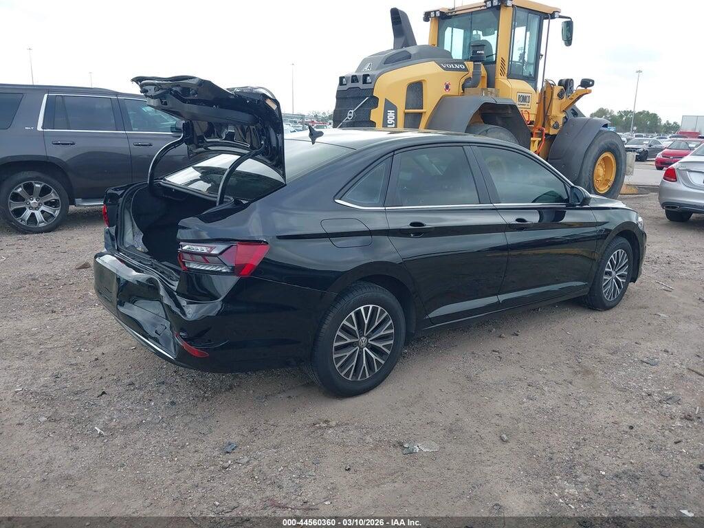 3VWC57BU3MM085892 2021 VOLKSWAGEN JETTA photo no. 4