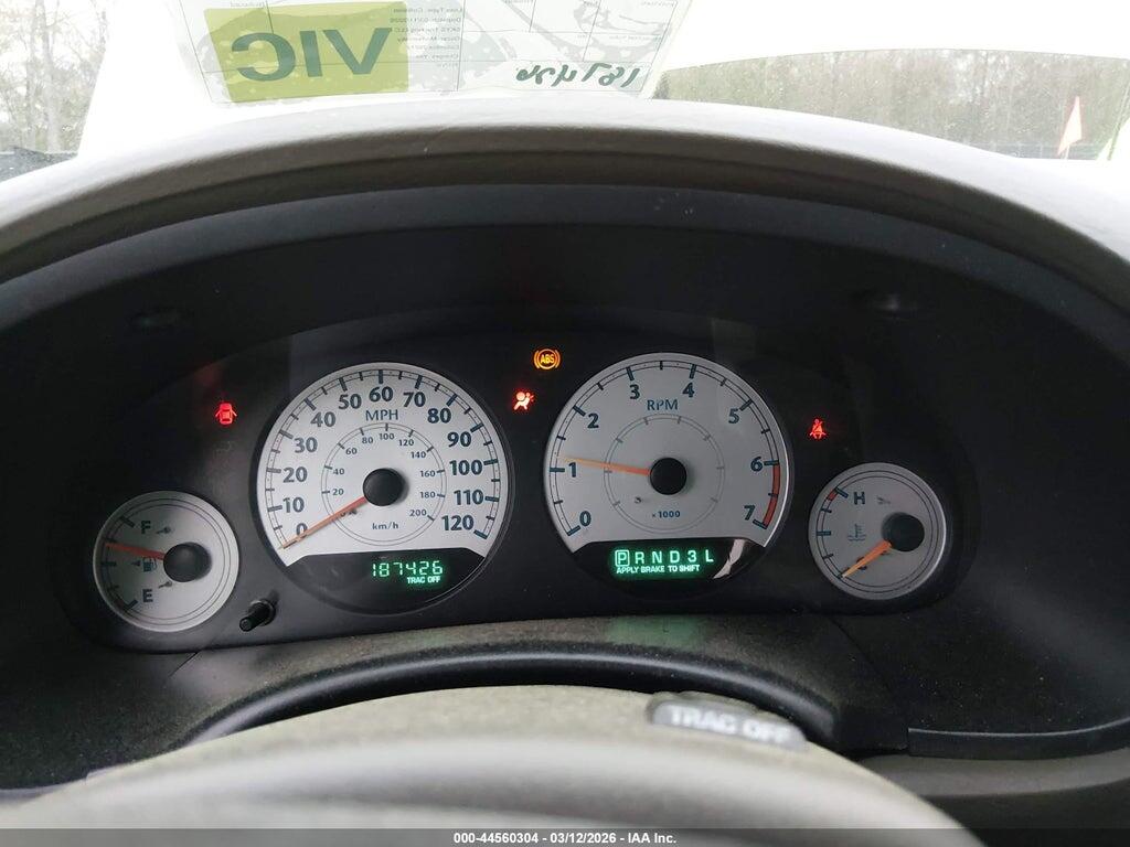2C8GP54LX5R422316 2005 CHRYSLER TOWN & COUNTRY photo no. 7