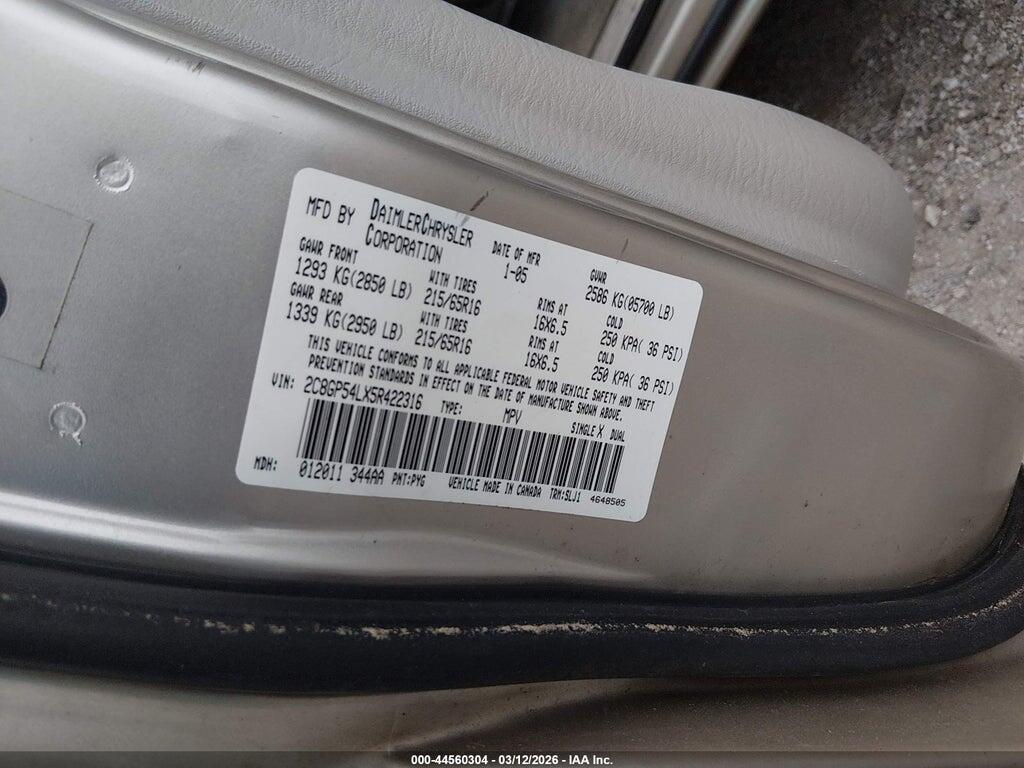 2C8GP54LX5R422316 2005 CHRYSLER TOWN & COUNTRY photo no. 9