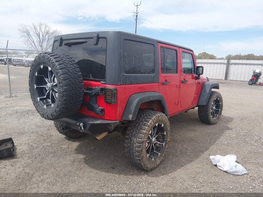 1C4BJWDG7FL635370 2015 JEEP WRANGLER UNLIMITED photo no. 4