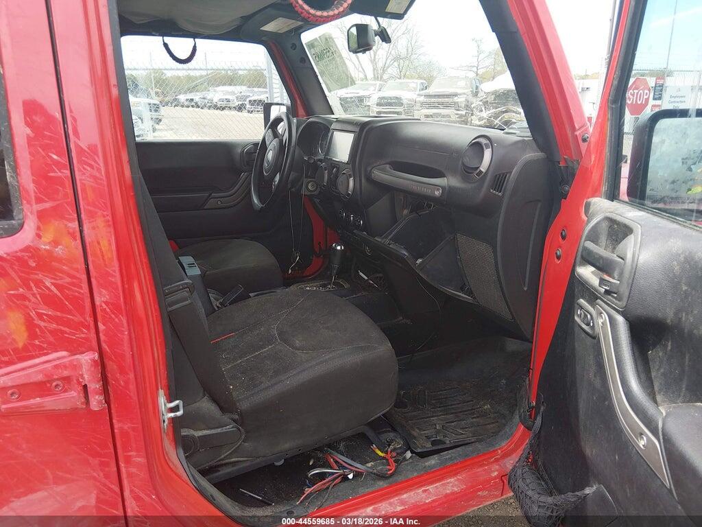 1C4BJWDG7FL635370 2015 JEEP WRANGLER UNLIMITED photo no. 5