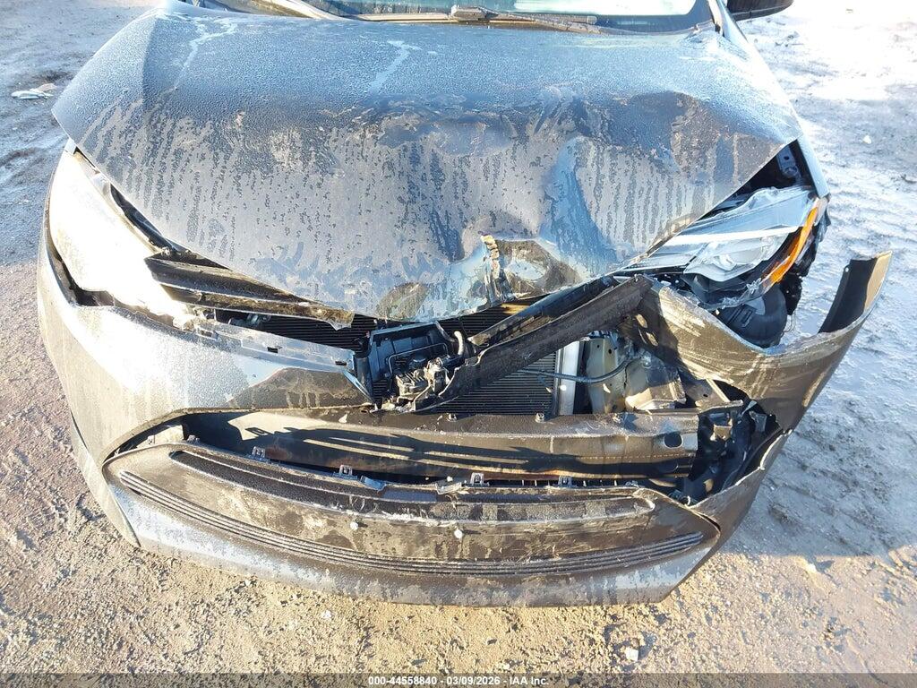 2T1BURHE8HC914824 2017 TOYOTA COROLLA photo no. 6