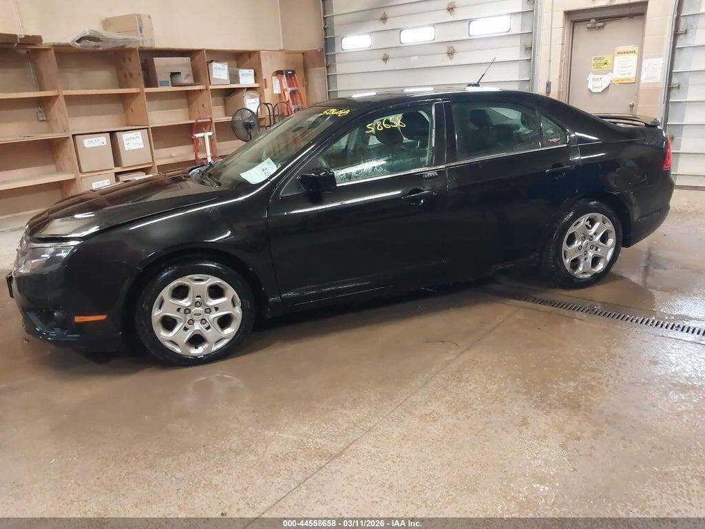 3FAHP0HA7BR302518 2011 FORD FUSION photo no. 2