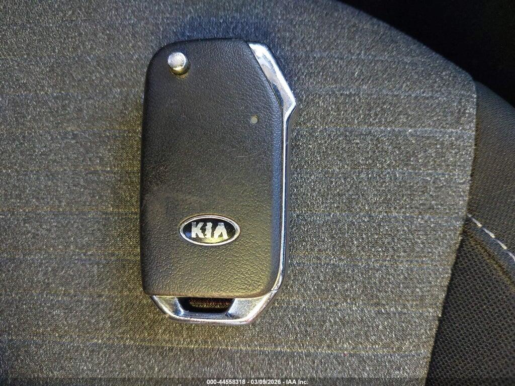 KNDJ23AUXM7140118 2021 KIA SOUL photo no. 11