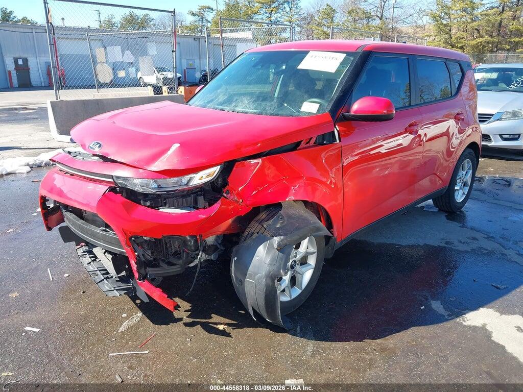 KNDJ23AUXM7140118 2021 KIA SOUL photo no. 2