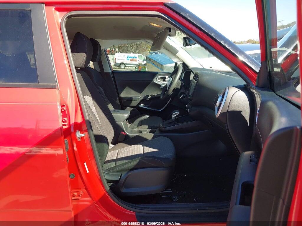KNDJ23AUXM7140118 2021 KIA SOUL photo no. 5