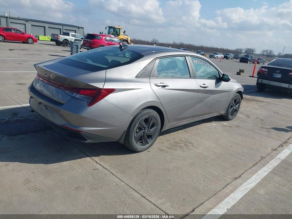 KMHLM4AG5PU394713 2023 HYUNDAI ELANTRA photo no. 4