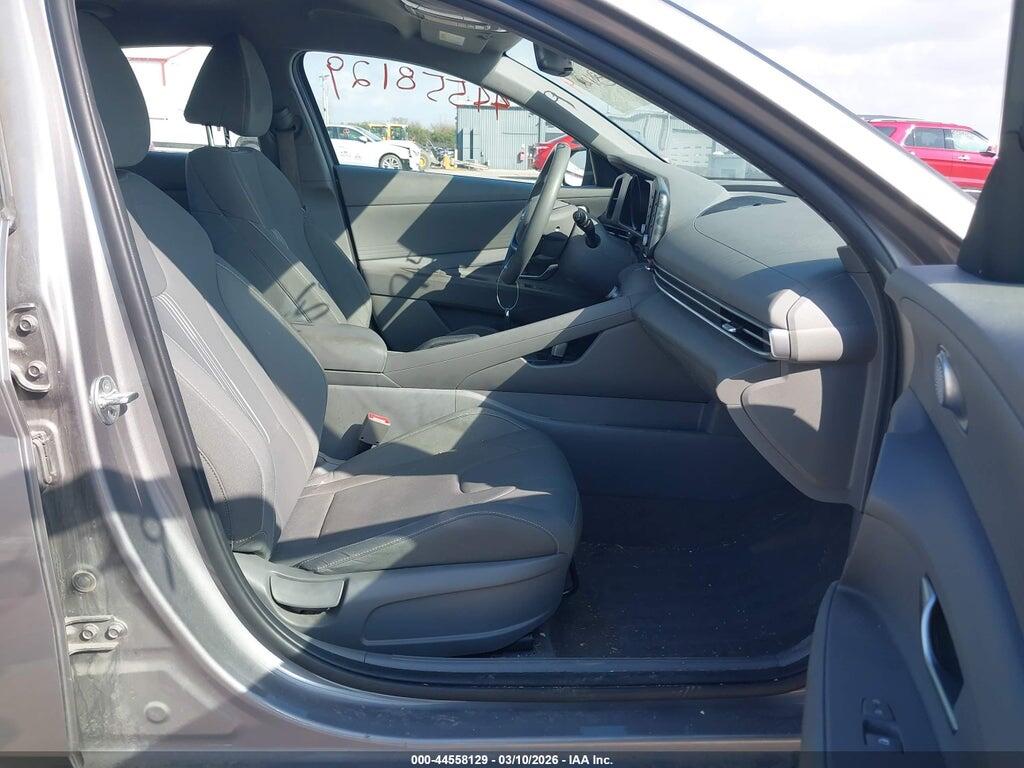 KMHLM4AG5PU394713 2023 HYUNDAI ELANTRA photo no. 5