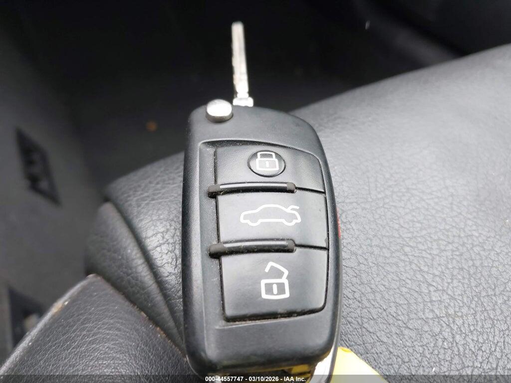 WAUKEAFM3BA009165 2011 AUDI A3 photo no. 11