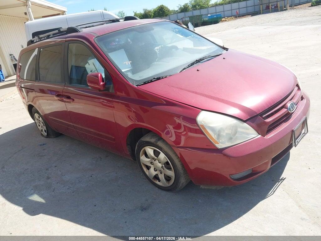 KNDMB233486231196 2008 KIA SEDONA photo no. 1