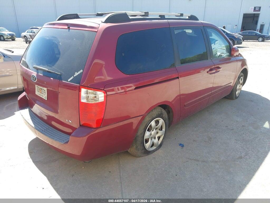 KNDMB233486231196 2008 KIA SEDONA photo no. 4
