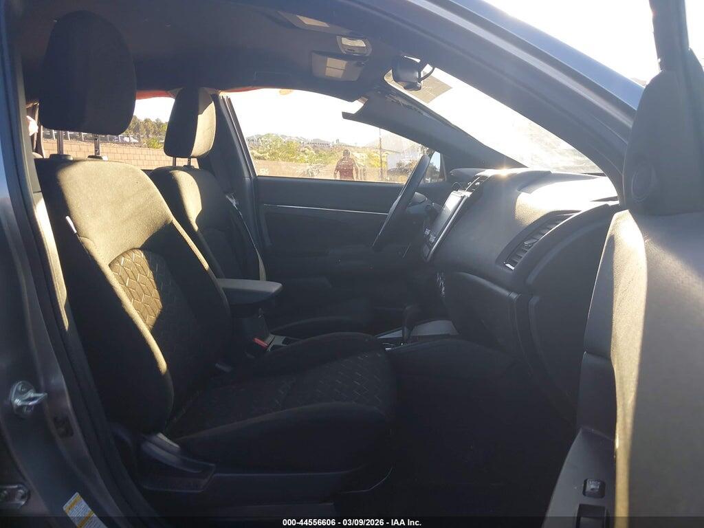 JA4ARUAU4SU007266 2025 MITSUBISHI OUTLANDER SPORT photo no. 5