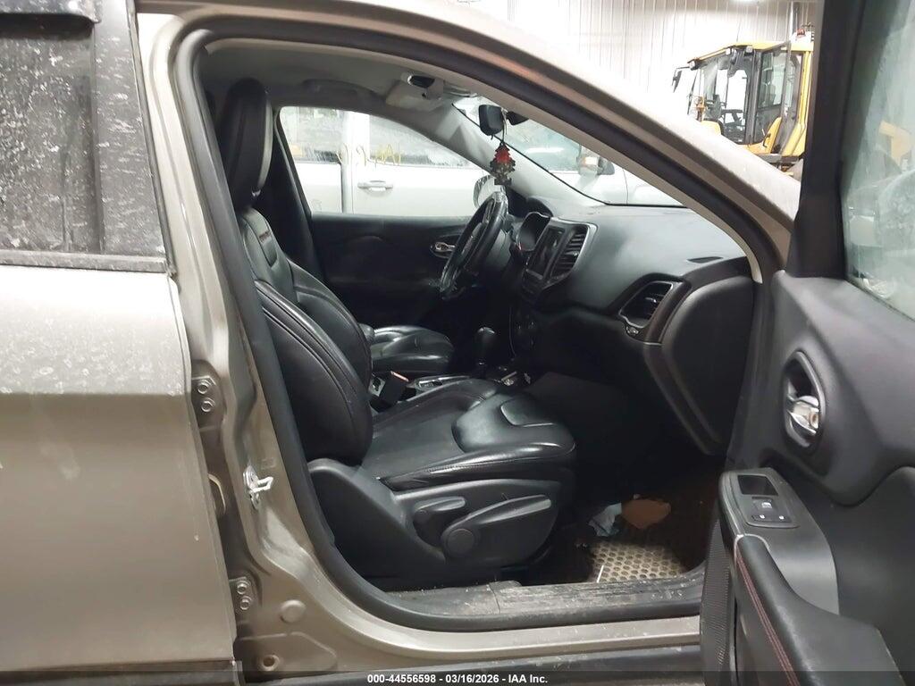 1C4PJMBX7LD612920 2020 JEEP CHEROKEE photo no. 5