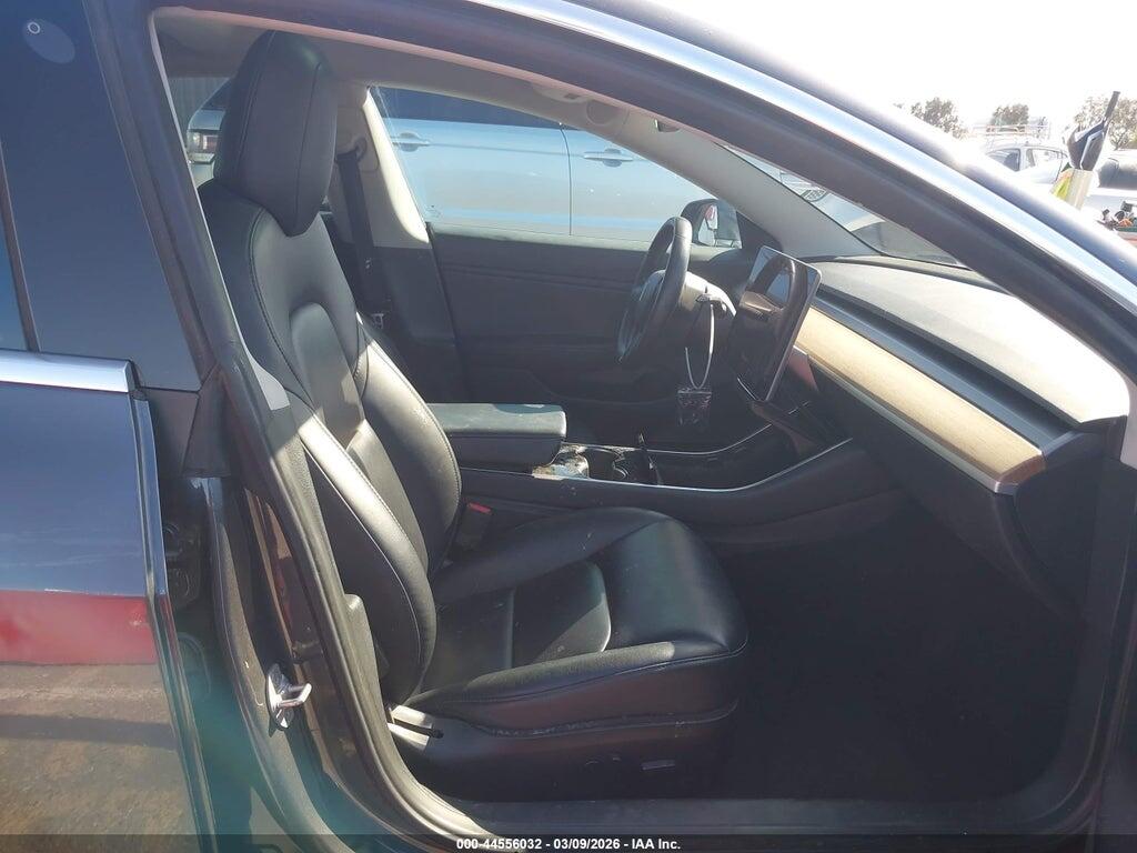 5YJ3E1EB1KF386432 2019 TESLA MODEL 3 photo no. 5