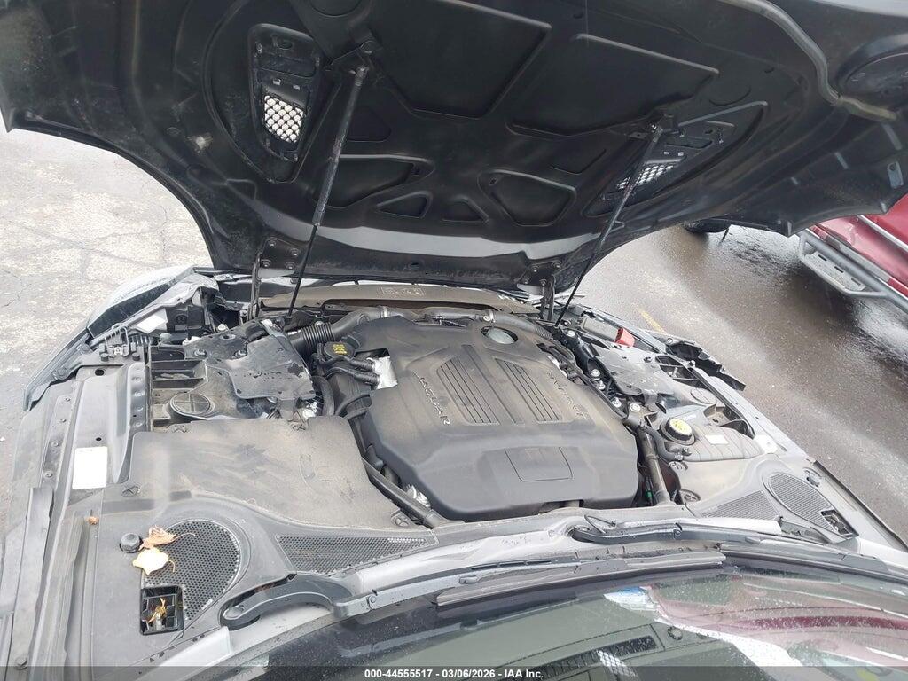 SAJD51EE1JCK48594 2018 JAGUAR F-TYPE photo no. 10