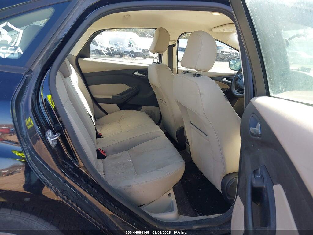 1FADP3F27HL322433 2017 FORD FOCUS photo no. 8