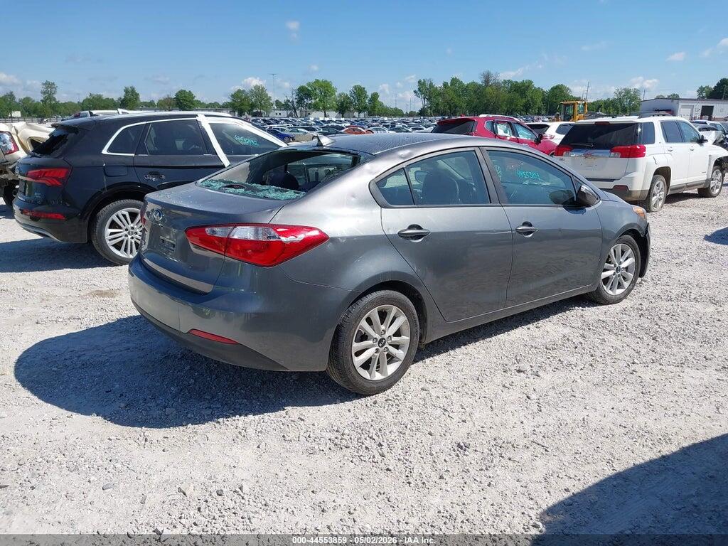 KNAFX4A69G5607766 2016 KIA FORTE photo no. 4