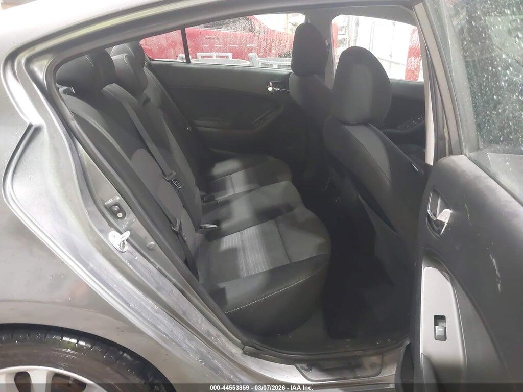 KNAFX4A69G5607766 2016 KIA FORTE photo no. 8