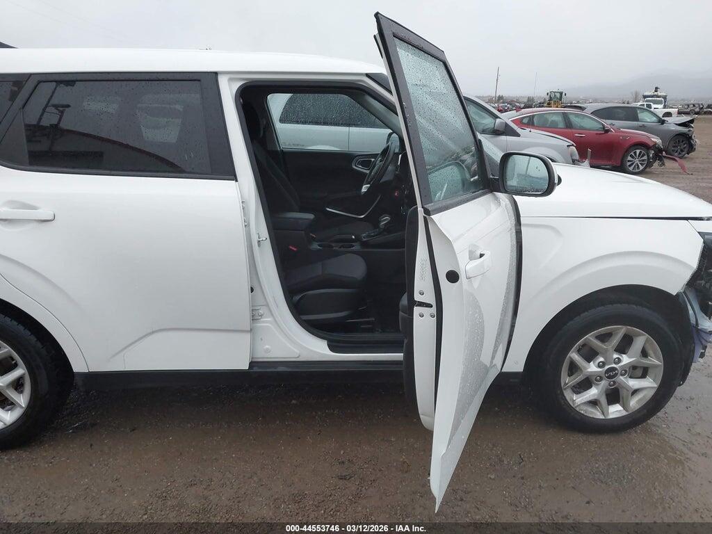KNDJ23AU9P7862989 2023 KIA SOUL photo no. 5