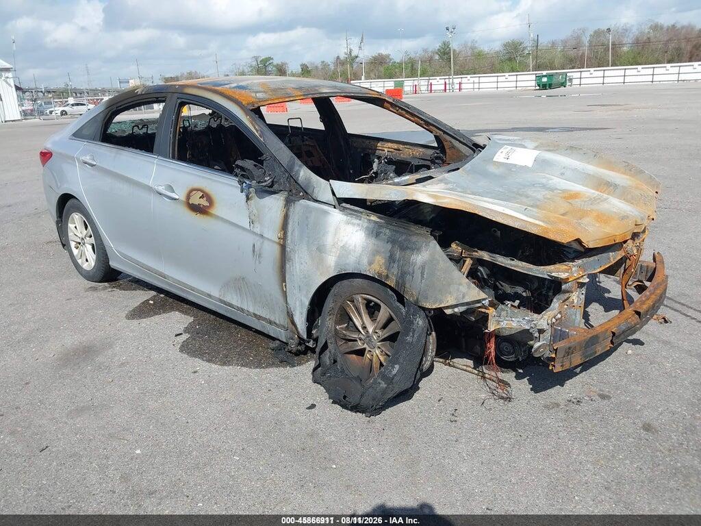 5NPEB4AC8DH749962 2013 HYUNDAI SONATA photo no. 1