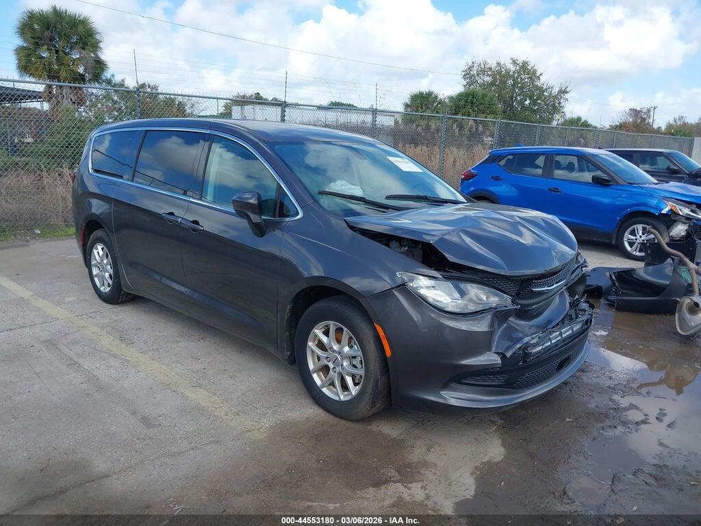 2C4RC1CG5NR204139 2022 CHRYSLER VOYAGER photo no. 1