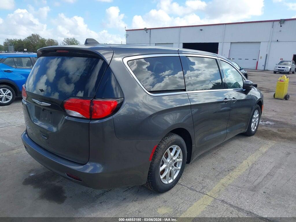2C4RC1CG5NR204139 2022 CHRYSLER VOYAGER photo no. 4