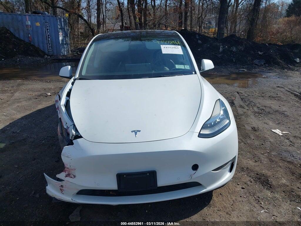 7SAYGDEE5NF385805 2022 TESLA MODEL Y photo no. 12