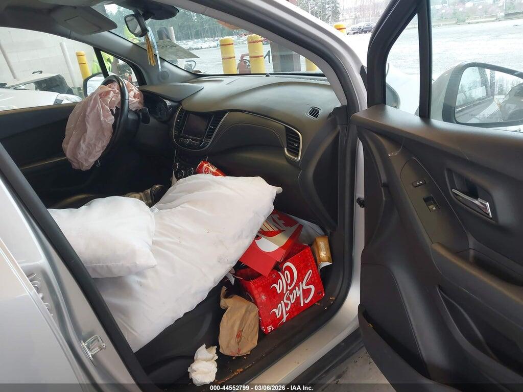 KL7CJLSB3LB018251 2020 CHEVROLET TRAX photo no. 5
