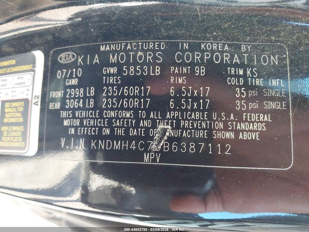 KNDMH4C70B6387112 2011 KIA SEDONA photo no. 9