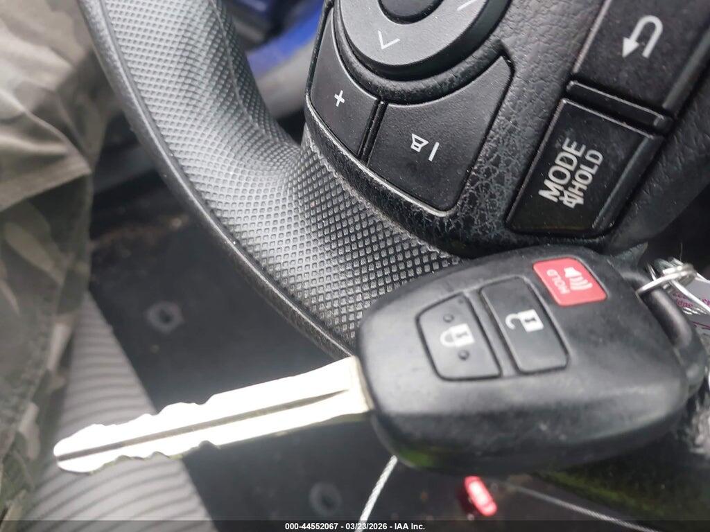 2T3BFREV3FW310034 2015 TOYOTA RAV4 photo no. 11