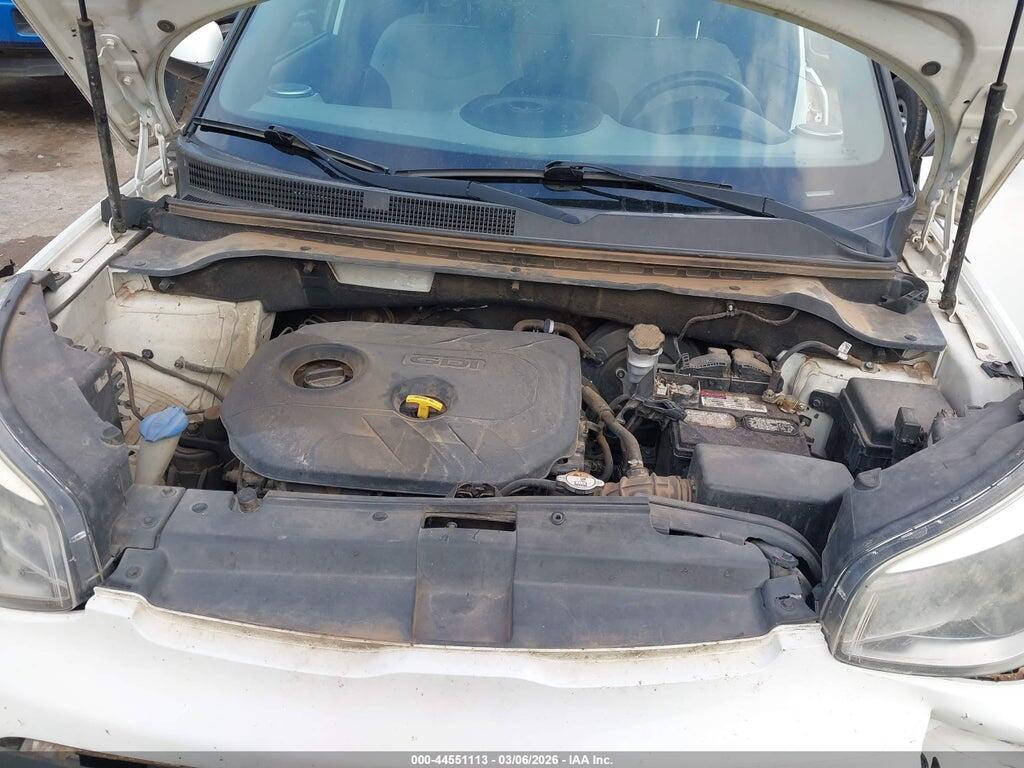 KNDJP3A56F7163778 2015 KIA SOUL photo no. 10