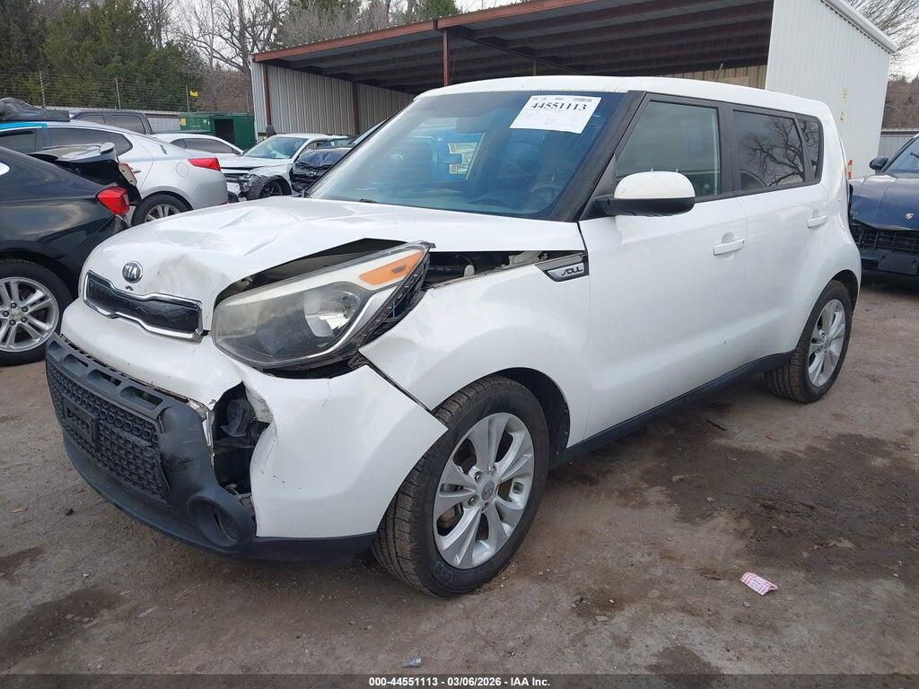 KNDJP3A56F7163778 2015 KIA SOUL photo no. 2