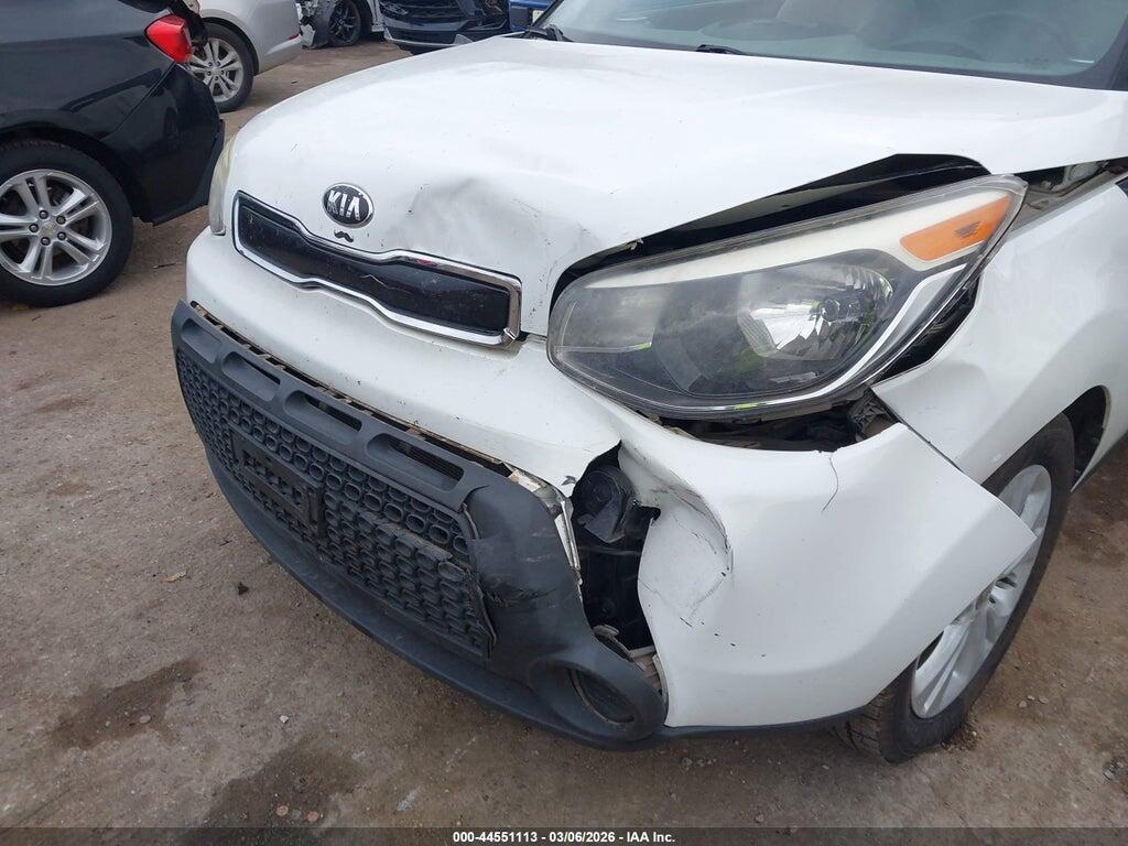 KNDJP3A56F7163778 2015 KIA SOUL photo no. 6