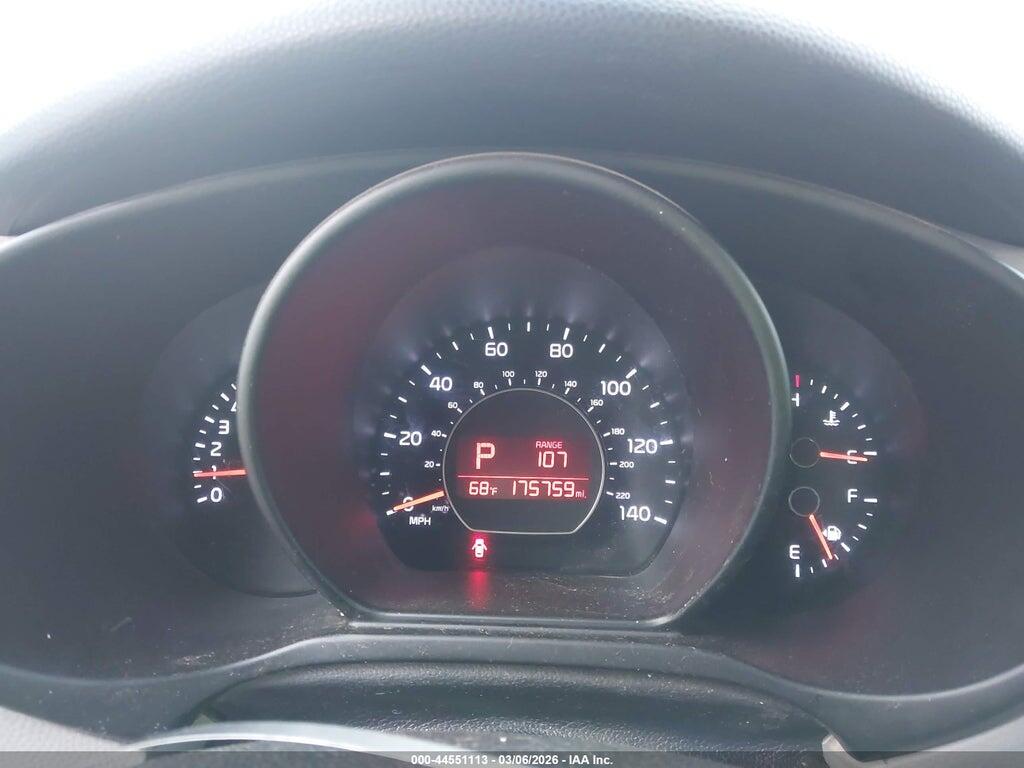KNDJP3A56F7163778 2015 KIA SOUL photo no. 7