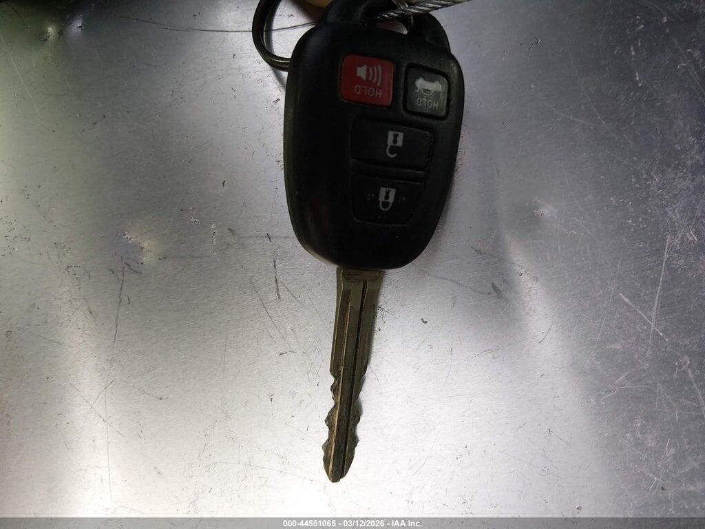 4T1BF1FKXGU161198 2016 TOYOTA CAMRY photo no. 11