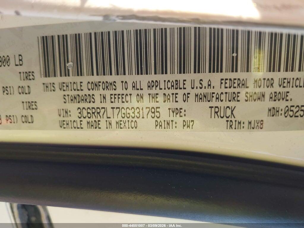 3C6RR7LT7GG331795 2016 RAM 1500 photo no. 9