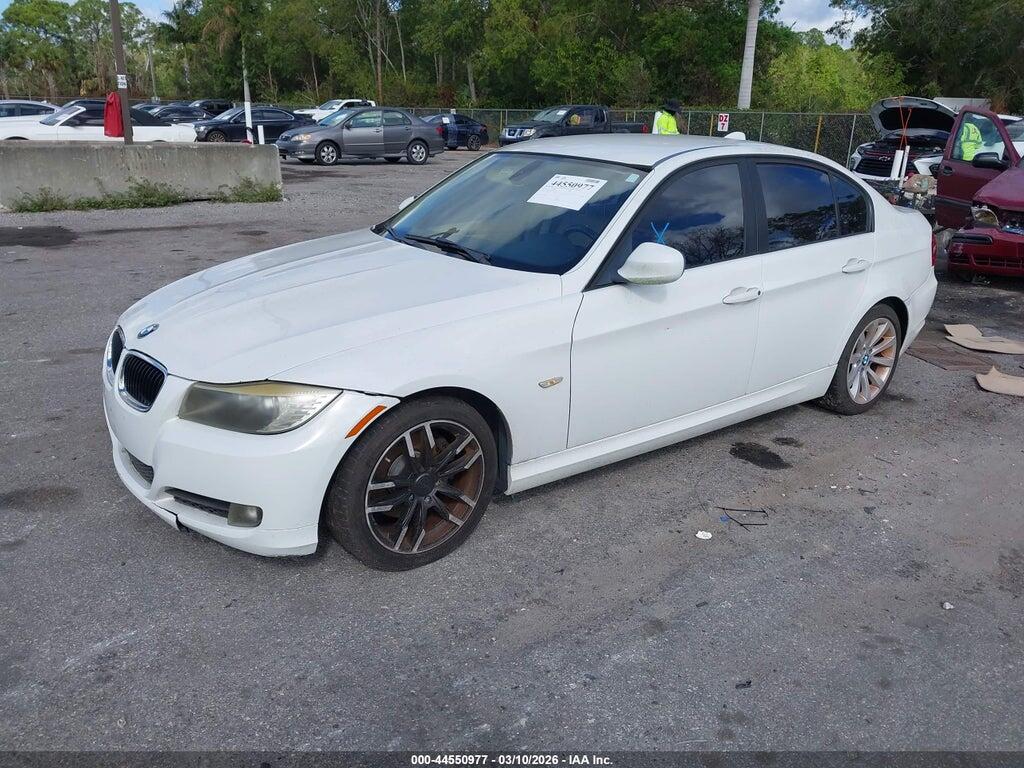 WBAPH7C5XAA175565 2010 BMW 328I photo no. 2