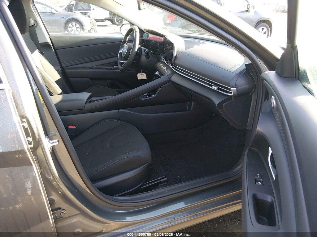 KMHLS4DG2SU073092 2025 HYUNDAI ELANTRA photo no. 5