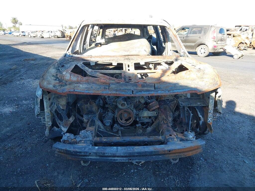 3GNFC16098G172511 2008 CHEVROLET SUBURBAN 1500 photo no. 11