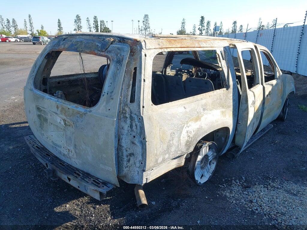 3GNFC16098G172511 2008 CHEVROLET SUBURBAN 1500 photo no. 4