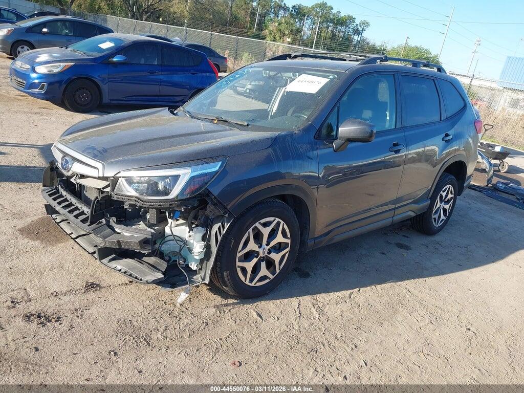 JF2SKAJC7MH570815 2021 SUBARU FORESTER photo no. 2