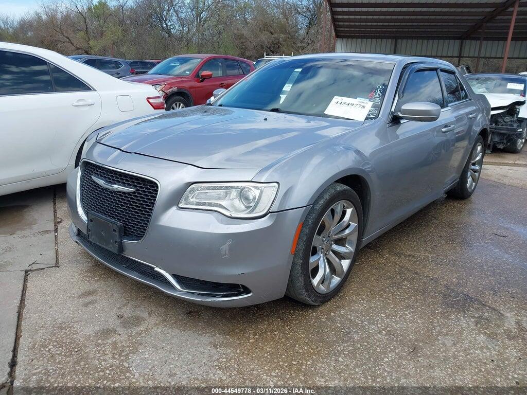 2C3CCAAG0GH260558 2016 CHRYSLER 300 photo no. 2