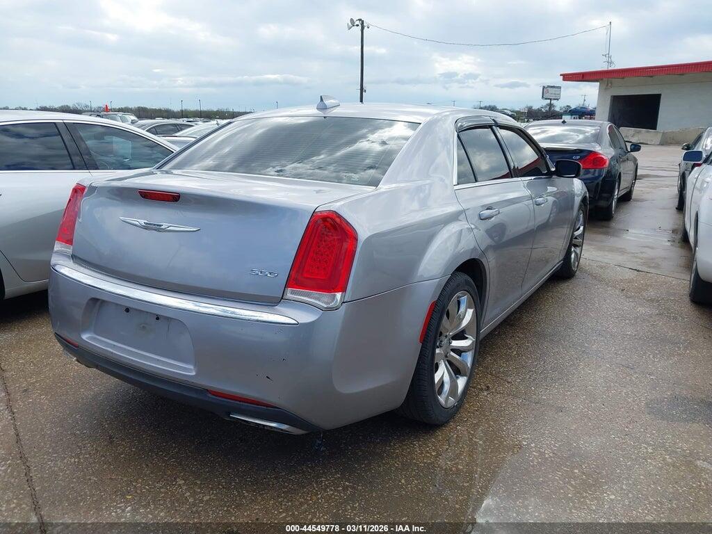 2C3CCAAG0GH260558 2016 CHRYSLER 300 photo no. 4